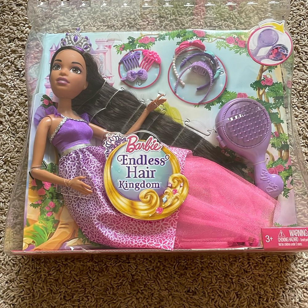 Barbie Dreamtopia Endless Hair Kingdom 17" Doll - Brunette.